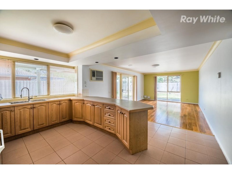 41 Allwyn Crescent, Mill Park VIC 3082