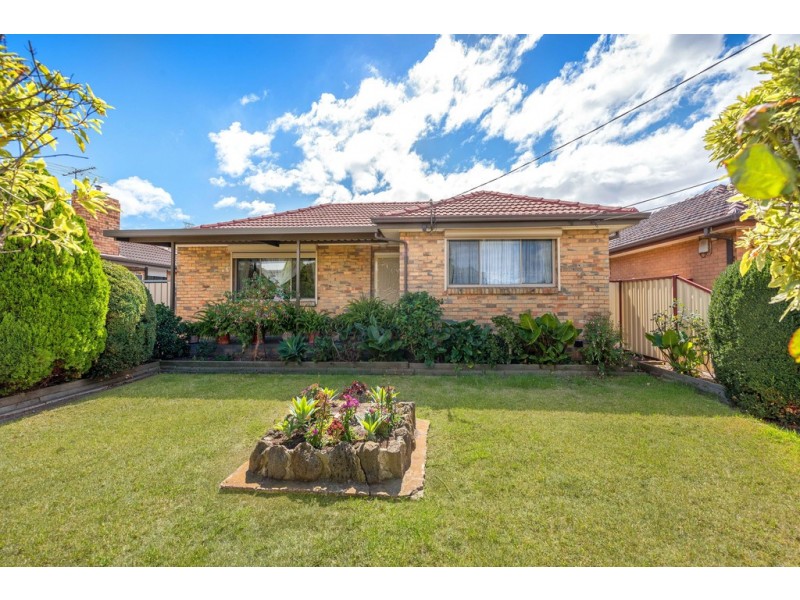 36 Tunaley Parade, Reservoir VIC 3073