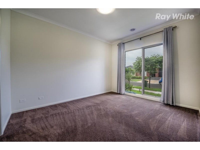 6 Silkwood Grove, South Morang VIC 3752