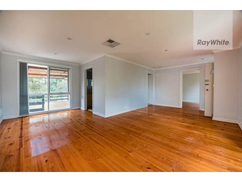 25 Tonelli Crescent, Mill Park VIC 3082