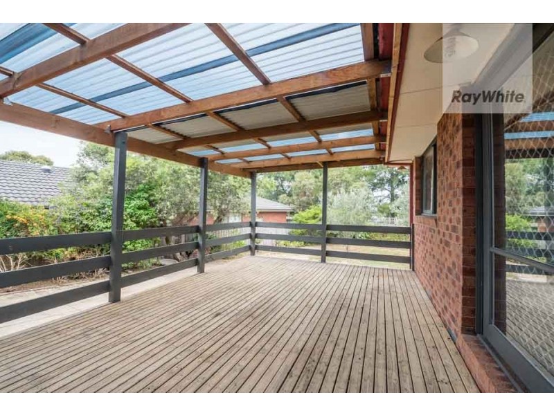 25 Tonelli Crescent, Mill Park VIC 3082