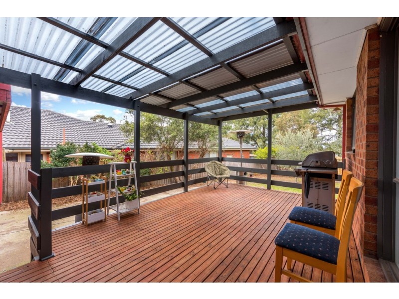 25 Tonelli Crescent, Mill Park VIC 3082