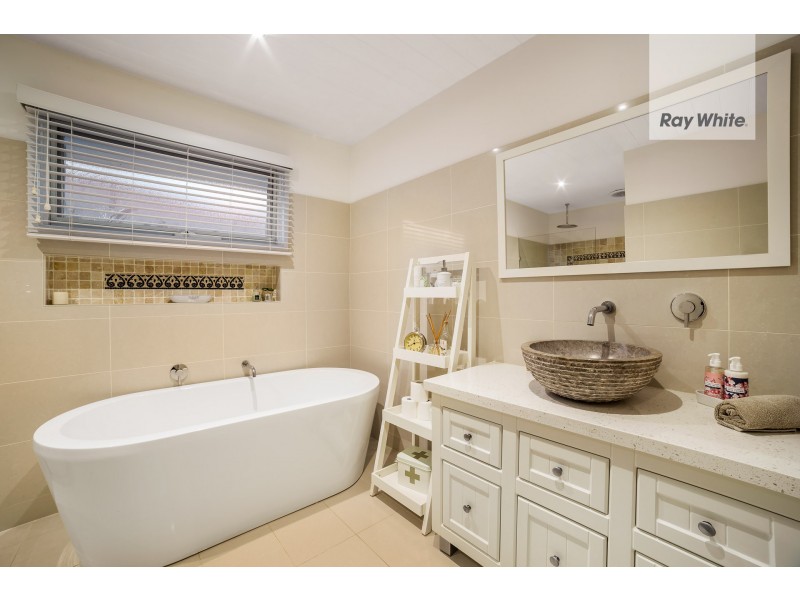 15 Boston Road, Bundoora VIC 3083