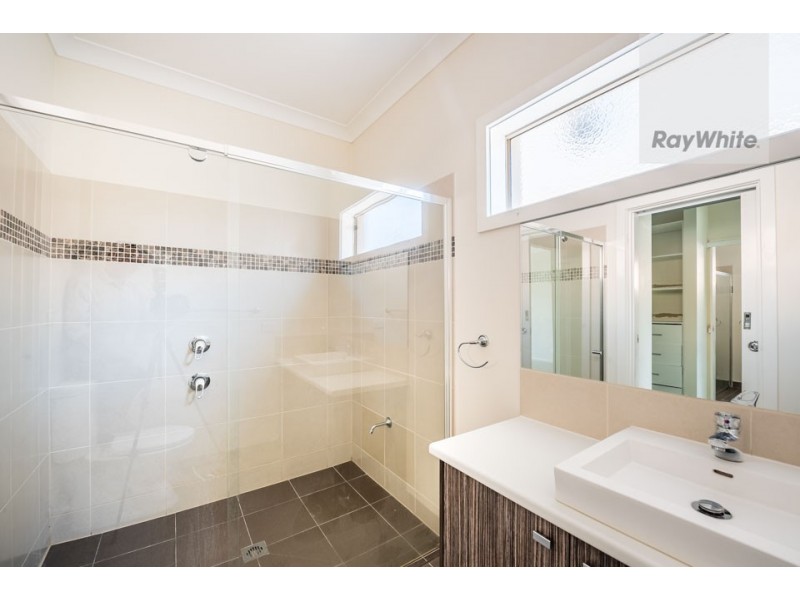 4 Comata Way, South Morang VIC 3752