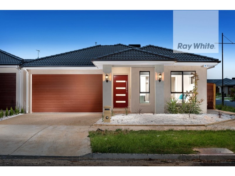 34 Landing Avenue, Doreen VIC 3754