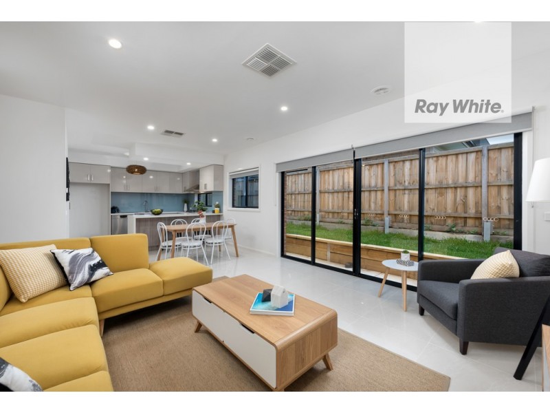 34 Landing Avenue, Doreen VIC 3754