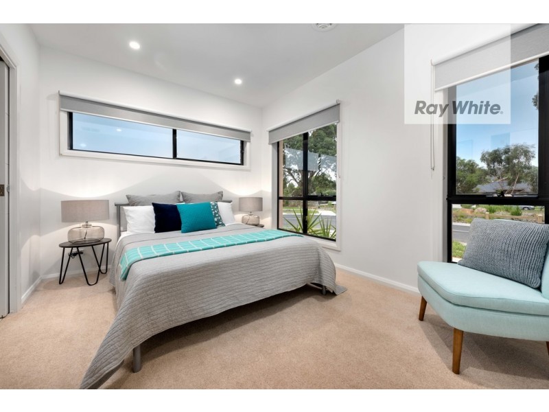 34 Landing Avenue, Doreen VIC 3754