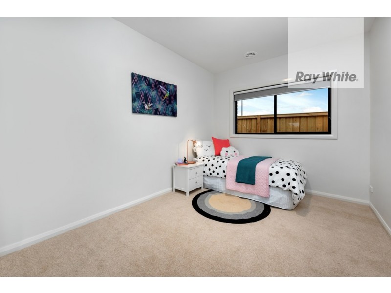 34 Landing Avenue, Doreen VIC 3754