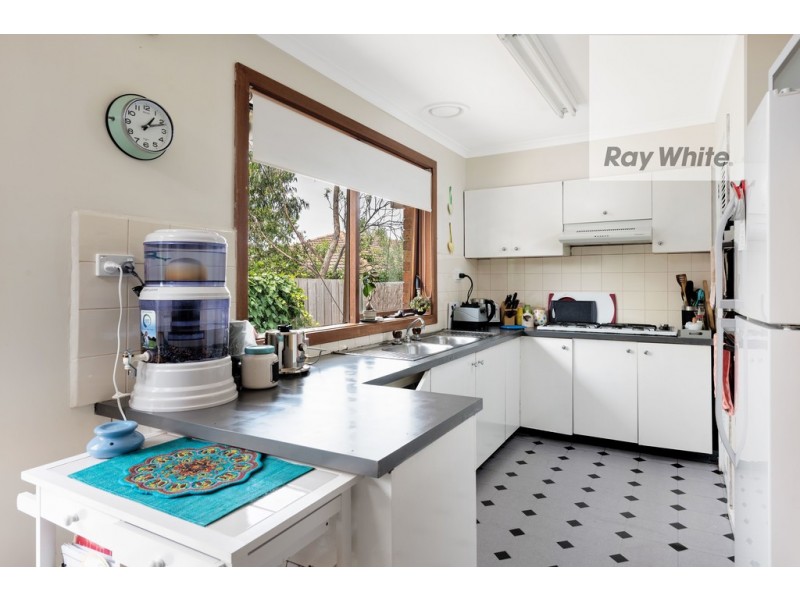 2 McGlynn Avenue, South Morang VIC 3752