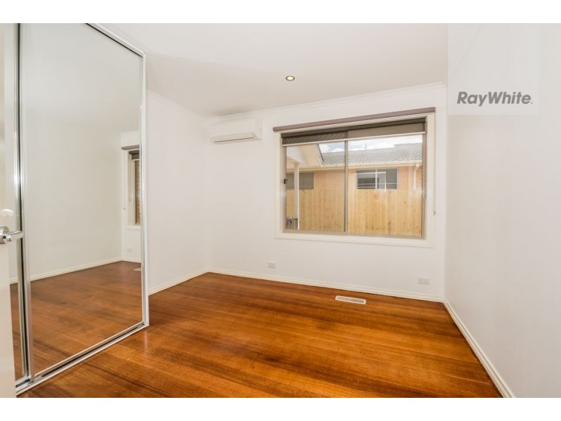 16 Webster Crescent, Watsonia VIC 3087