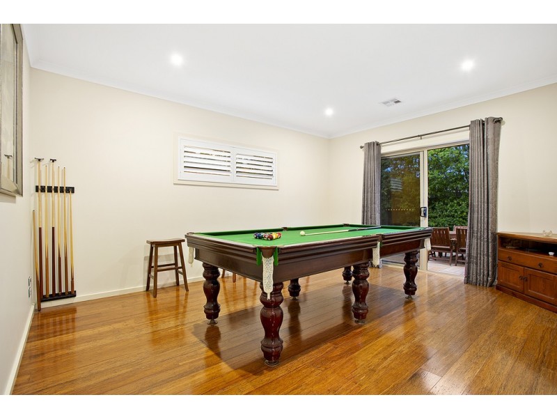 8 Sargood Drive, South Morang VIC 3752