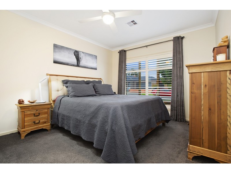 8 Sargood Drive, South Morang VIC 3752