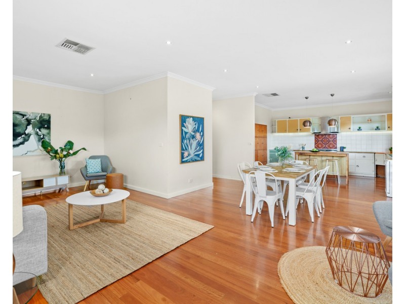 18 Highlands Road, Thomastown VIC 3074