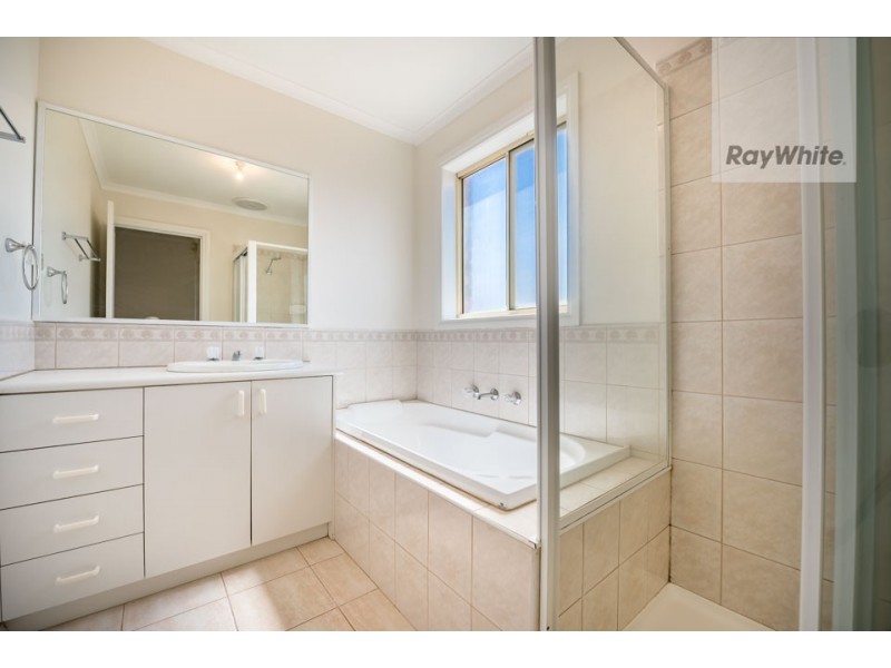 2/22 Mcleans Road, Bundoora VIC 3083