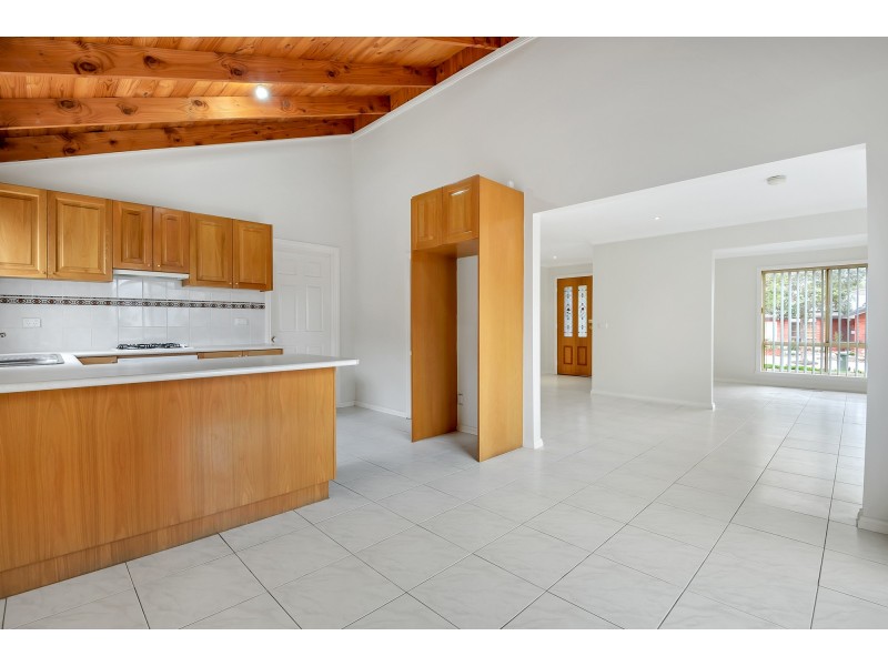 1/26 Jasmine Drive, Mill Park VIC 3082