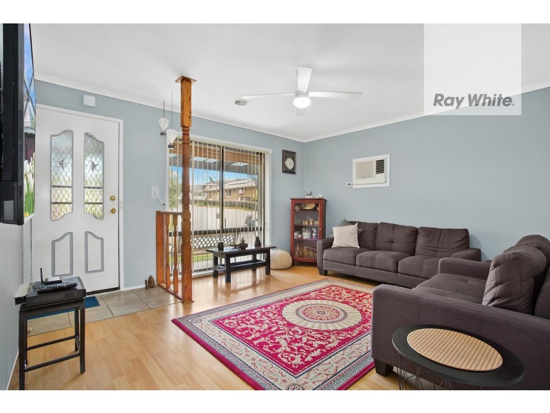 18 Mossman Crescent, Lalor VIC 3075