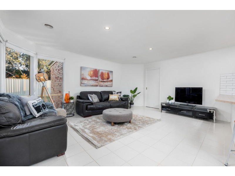 39 Josef Avenue, Bundoora VIC 3083