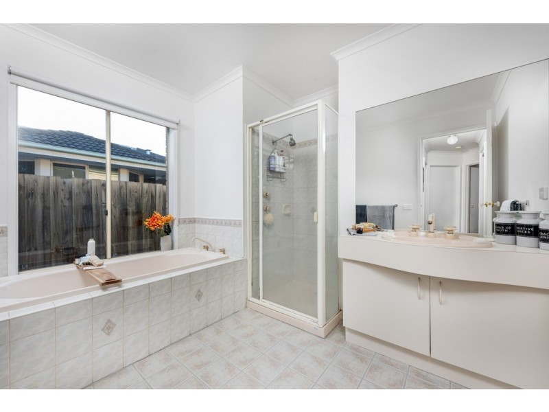 39 Josef Avenue, Bundoora VIC 3083