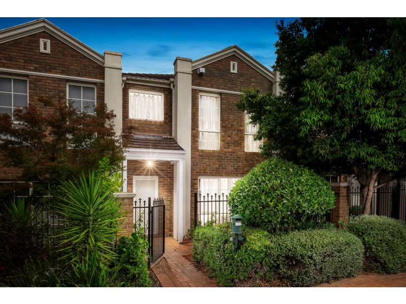 10 Reid Walk, Macleod VIC 3085