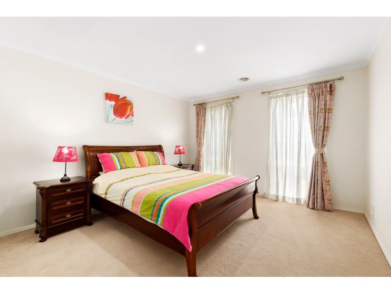 10 Reid Walk, Macleod VIC 3085