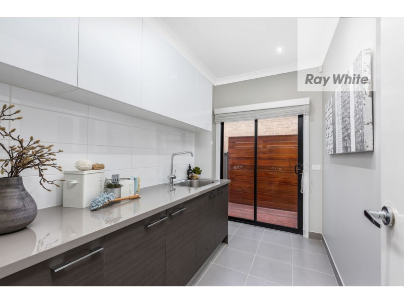 17 Galloway Drive, Mernda VIC 3754