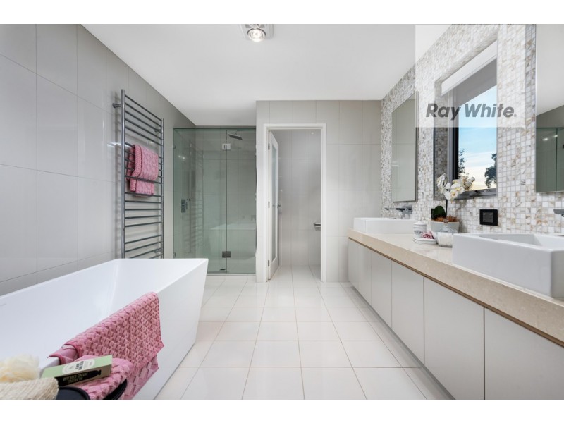 1 Tangelo Grove, Mernda VIC 3754