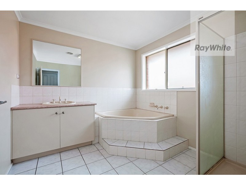 3 Eucalypt Drive, Mill Park VIC 3082