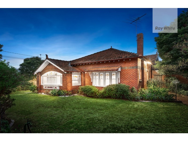 40 Leamington Street, Reservoir VIC 3073