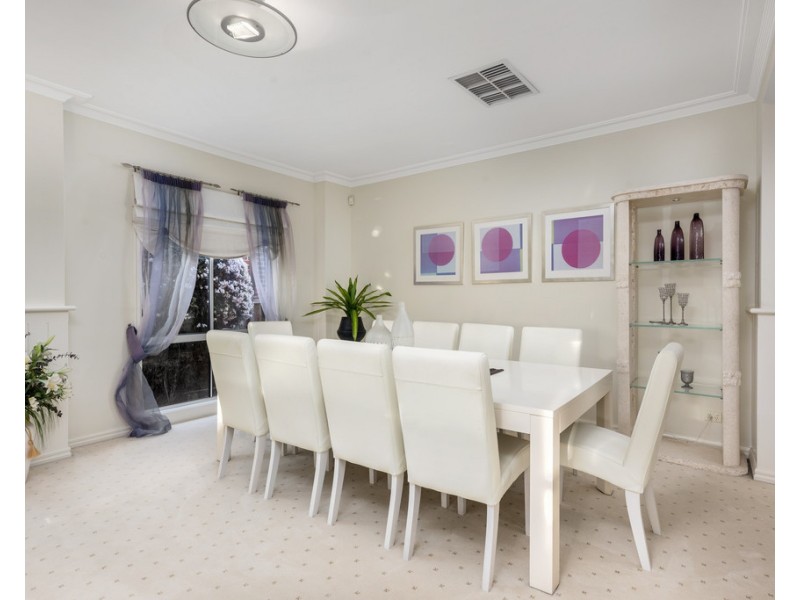 32 Maculata Grove, Bundoora VIC 3083