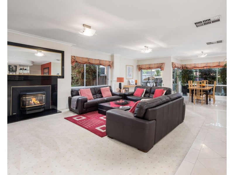 32 Maculata Grove, Bundoora VIC 3083