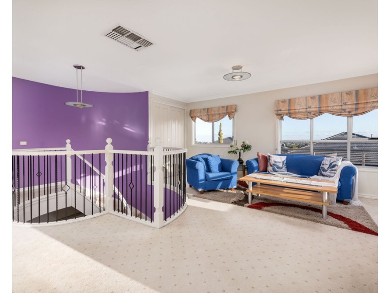 32 Maculata Grove, Bundoora VIC 3083