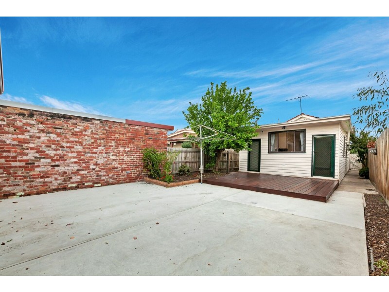 144 Beavers Road, Northcote VIC 3070