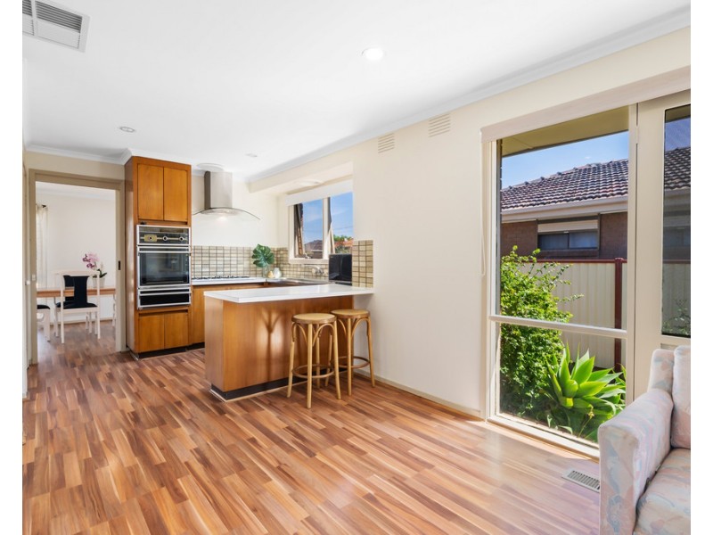 44 Taunton Drive, Bundoora VIC 3083