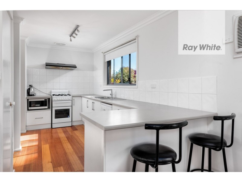 35 Noorong Avenue, Bundoora VIC 3083