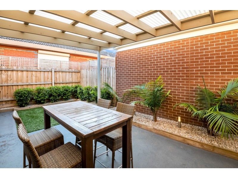 1/126 The Boulevard, Thomastown VIC 3074