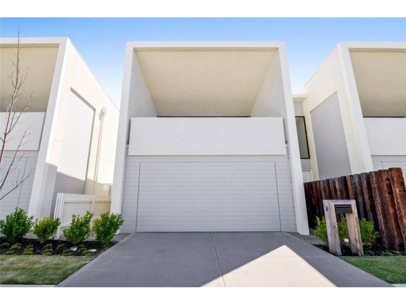 6 Bradford Ridge, Bundoora VIC 3083