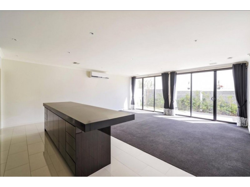 6 Bradford Ridge, Bundoora VIC 3083