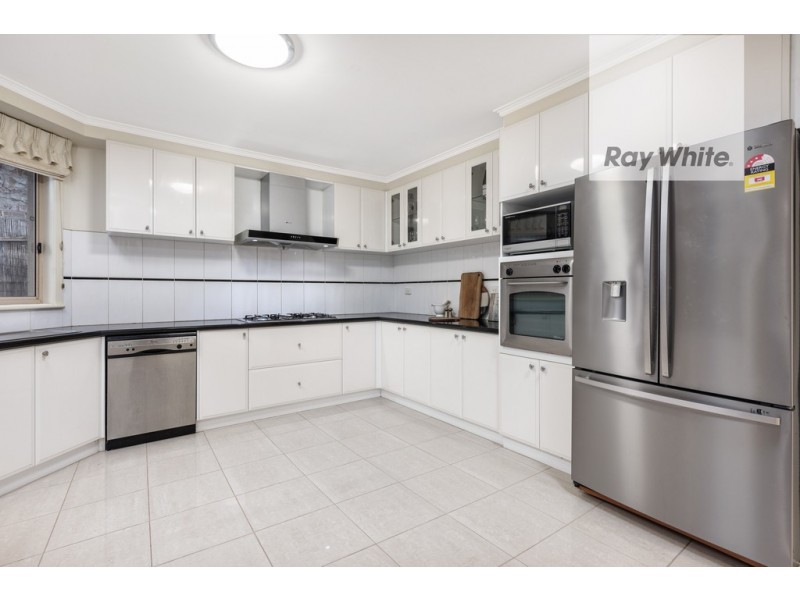 5 Laurina Turn, Mill Park VIC 3082