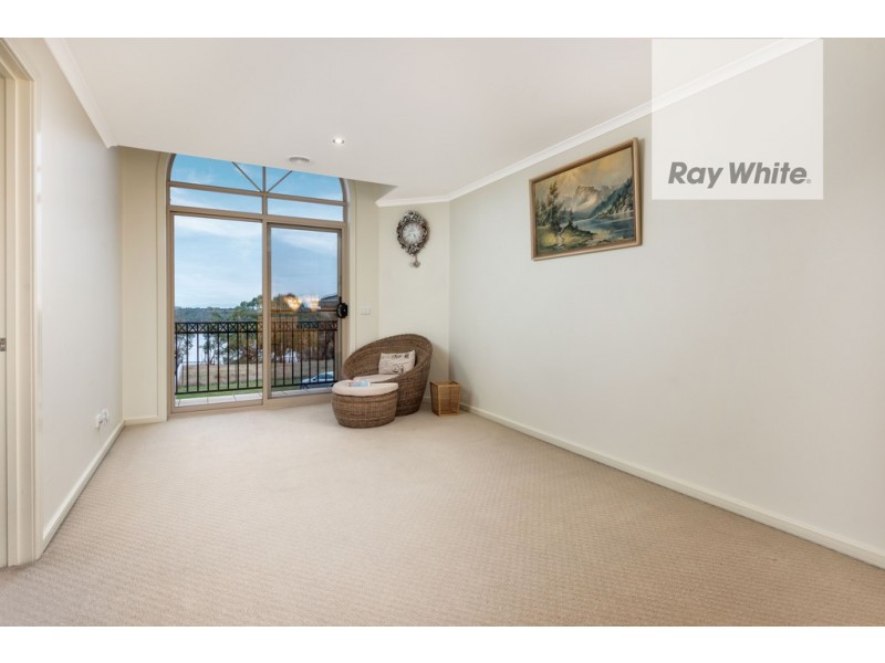 5 Laurina Turn, Mill Park VIC 3082