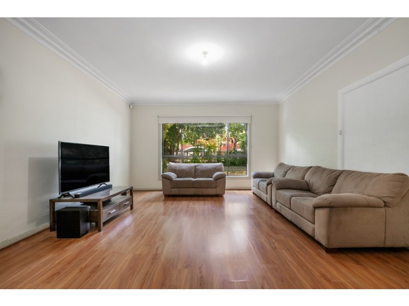 17 Keats Avenue, Kingsbury VIC 3083