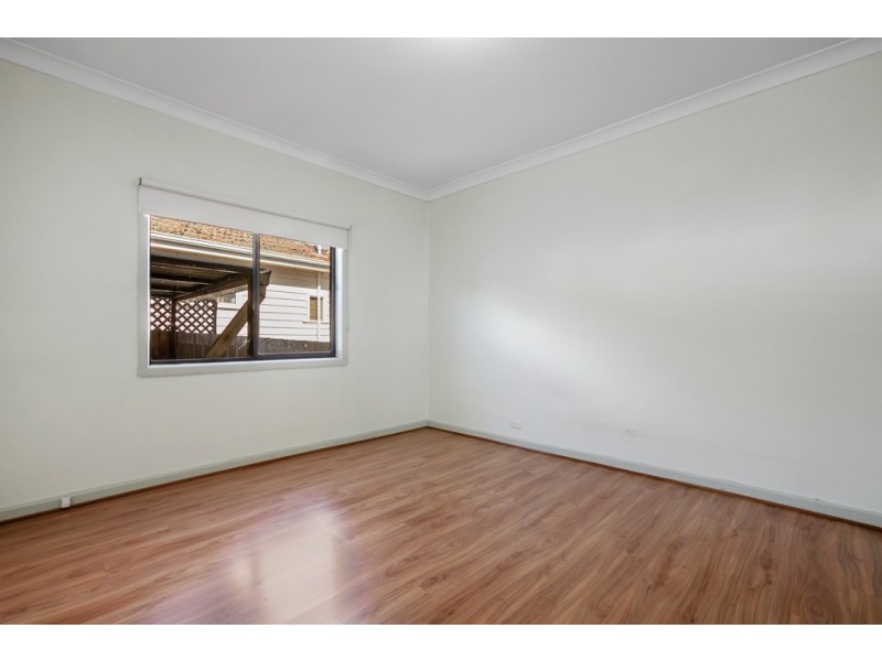 17 Keats Avenue, Kingsbury VIC 3083