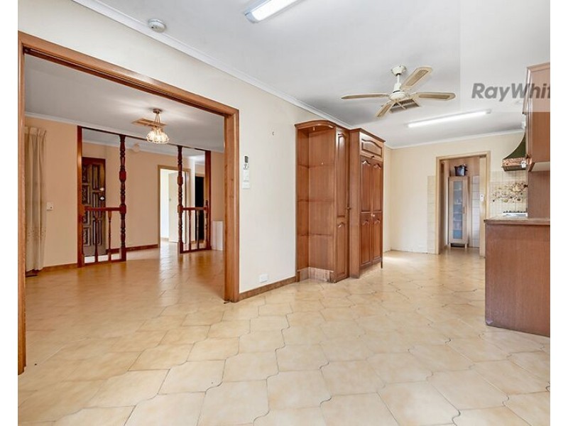 37 Neilsen Crescent, Bundoora VIC 3083