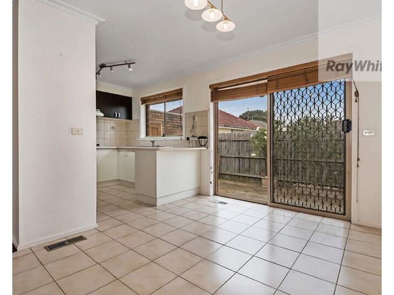2/10 Dundee Street, Reservoir VIC 3073