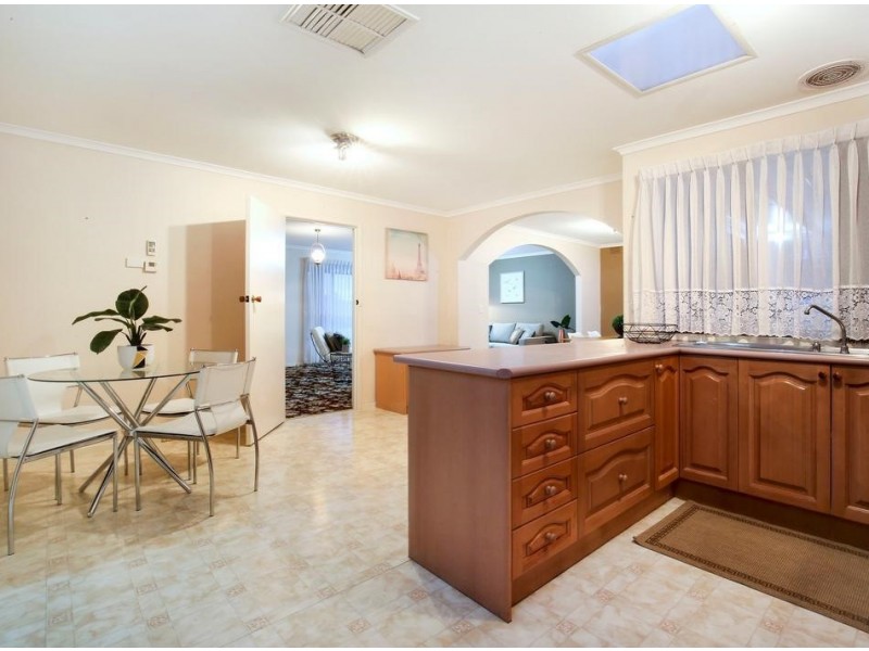 32 Cabernet Crescent, Bundoora VIC 3083