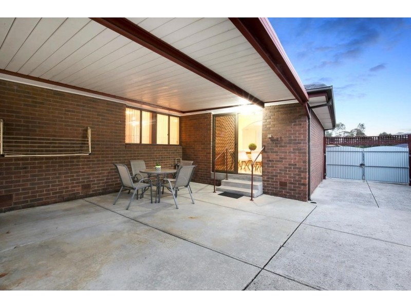 32 Cabernet Crescent, Bundoora VIC 3083