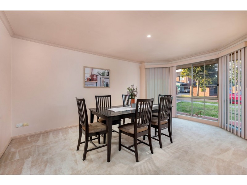 13 Stradella Close, Mill Park VIC 3082