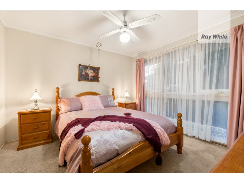 4 Luton Way, Bundoora VIC 3083