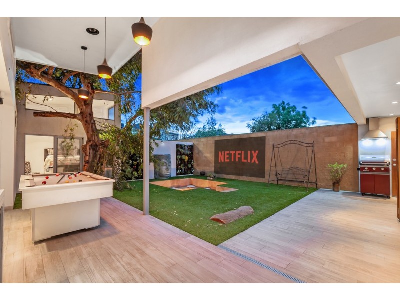 12 Parkhaven Avenue, Kingsbury VIC 3083