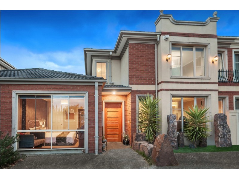 18 Parkhaven Avenue, Kingsbury VIC 3083