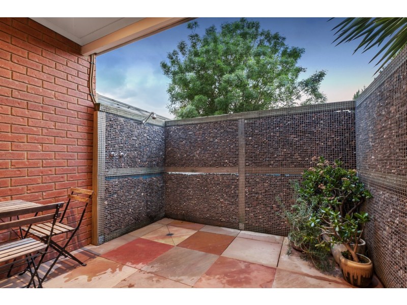 18 Parkhaven Avenue, Kingsbury VIC 3083